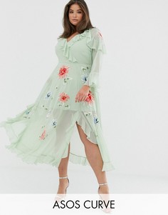 Платье макси с запахом и вышивкой ASOS DESIGN Curve-Зеленый