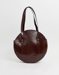 Круглая сумка-шоппер с эффектом крокодиловой кожи ASOS DESIGN-Коричневый