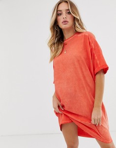Выбеленное платье-футболка с отворотами на рукавах ASOS DESIGN-Красный