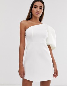 Короткое приталенное платье на одно плечо с пышным рукавом ASOS DESIGN-Белый