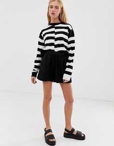 Черные шорты из ткани с текстурой льна Monki-Черный