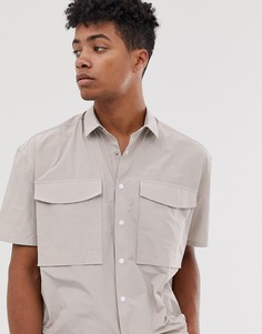 Серая нейлоновая oversize-рубашка с карманами в стиле милитари ASOS DESIGN-Серый