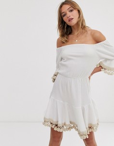 Свободное платье мини с открытыми плечами и кисточками ASOS DESIGN-Белый