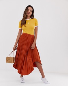 Плиссированная юбка миди с запахом ASOS DESIGN-Коричневый