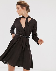 Платье с запахом и завязкой на вороте Closet-Коричневый