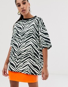 Oversize-футболка со звериным принтом и заклепками ASOS DESIGN-Мульти