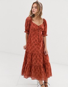Ярусное платье миди с пуговицами и вышивкой ришелье ASOS DESIGN-Красный
