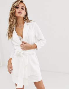 Белый блейзер с запахом и завязкой ASOS DESIGN