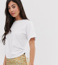 Футболка с присборенной отделкой по бокам ASOS DESIGN Petite-Белый