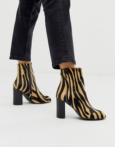 Кожаные ботильоны с эффектом ворса пони и зебровым принтом ASOS DESIGN Rescue-Мульти