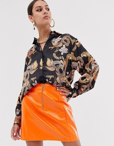 Атласная рубашка с длинными рукавами и змеиным принтом ASOS DESIGN-Мульти