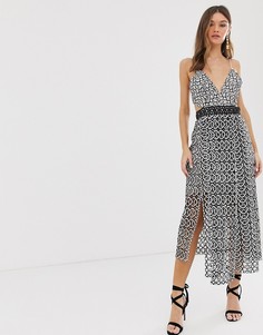 Платье миди с ярусной юбкой ASOS DESIGN-Темно-синий