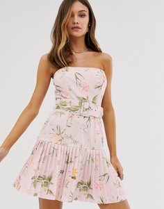 Плиссированное платье-бандо мини с цветочным принтом и поясом ASOS DESIGN-Розовый