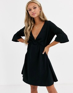 Свободное платье с V-образным вырезом и оборками на рукавах ASOS DESIGN-Черный