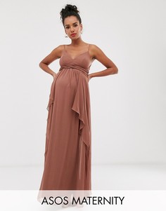 Платье макси на бретелях с ярусной юбкой и присборенным лифом ASOS DESIGN Maternity-Коричневый