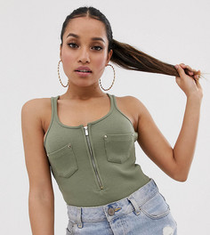 Боди цвета хаки на молнии в стиле милитари River Island Petite-Зеленый
