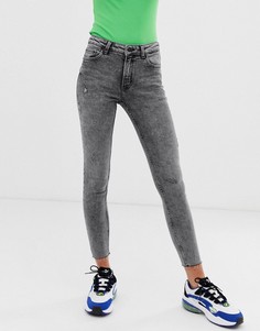 Зауженные джинсы с эффектом кислотной стирки Bershka-Черный