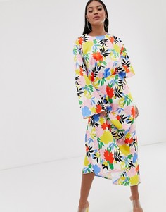 Платье макси с асимметричными рукавами и ярким цветочным принтом ASOS DESIGN-Мульти