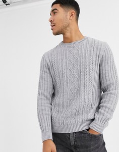 Светло-серый вязаный джемпер с узором \косы\" ASOS DESIGN