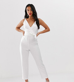 Комбинезон с запахом и поясом ASOS DESIGN Petite-Белый