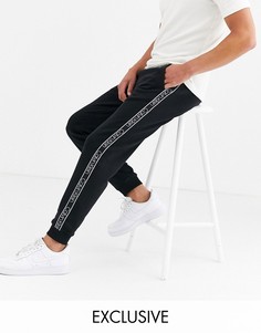 Черные джоггеры с фирменной лентой по бокам Calvin Klein эксклюзивно для ASOS-Черный