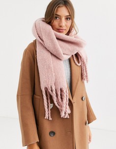 Розовый пушистый шарф в крапинку Accessorize