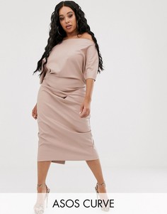 Платье миди из полиуретана с драпировкой на плечах ASOS DESIGN Curve-Розовый