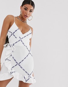 Платье мини в клетку на бретелях с запахом и оборкой на подоле ASOS DESIGN-Мульти