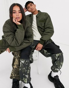 Утепленная куртка хаки в стиле милитари Reclaimed Vintage - Unisex-Зеленый