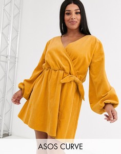 Вельветовое свободное платье мини с запахом ASOS DESIGN Curve - marigold-Оранжевый