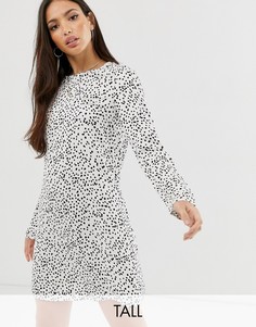 Свободное платье с длинными рукавами и принтом Glamorous Tall-Кремовый