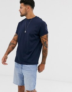 Темно-синяя футболка с круглым вырезом и отворотами на рукавах ASOS DESIGN-Темно-синий