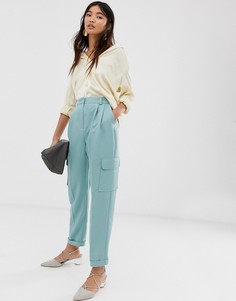 Суженные книзу брюки с карманами в стиле милитари ASOS DESIGN-Синий
