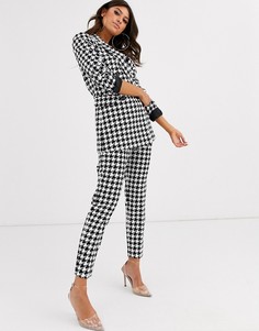 Монохромные узкие брюки в ломаную клетку ASOS DESIGN-Мульти
