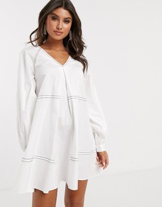 Свободное платье мини с длинными рукавами и контрастными строчками ASOS DESIGN-Белый