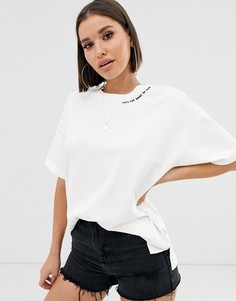 Белая oversize-футболка из переработанного материала с надписью \Lifes too short to waste\" Converse-Белый