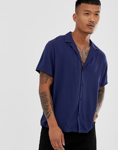 Темно-синяя свободная вискозная рубашка с воротником в виде лацканов ASOS DESIGN-Темно-синий