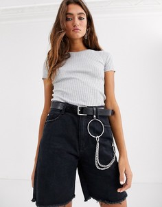 Серый трикотажный топ в рубчик с короткими рукавами Bershka