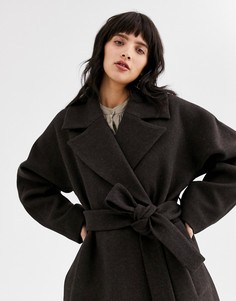 Темно-коричневое свободное пальто с поясом Weekday Lia-Коричневый