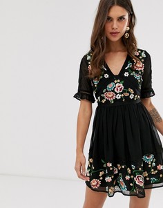 Платье мини с вышивкой и кружевной отделкой ASOS DESIGN-Черный