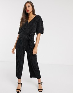 Плиссированный комбинезон с запахом и поясом ASOS DESIGN-Черный
