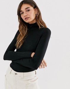 Черный трикотажный топ с отворачивающимся воротником Monki