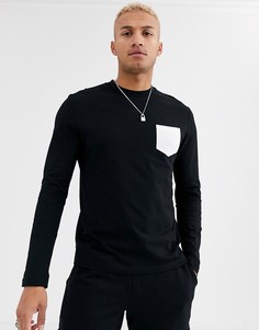 Черный лонгслив с контрастным карманом ASOS DESIGN