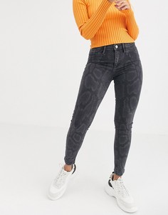Серые джинсы скинни со змеиным принтом River Island Molly-Серый