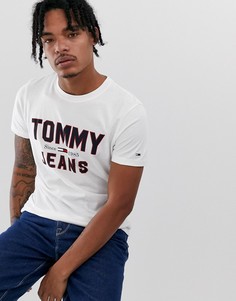 Белая футболка с крупным логотипом на груди Tommy Jeans essential-Белый