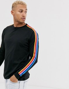 Черная свободная футболка с длинным рукавом и разноцветной лентой ASOS DESIGN-Черный