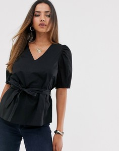 Черный топ с пышными рукавами и завязкой Vero Moda
