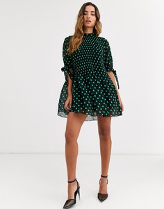 Платье мини в горошек с плиссировкой и завязками на рукавах ASOS DESIGN-Мульти
