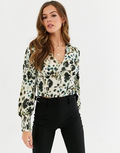 Атласная блузка на пуговицах с абстрактным леопардовым принтом Influence-Мульти