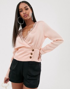 Розовый атласный топ с запахом и кружевной отделкой Missguided